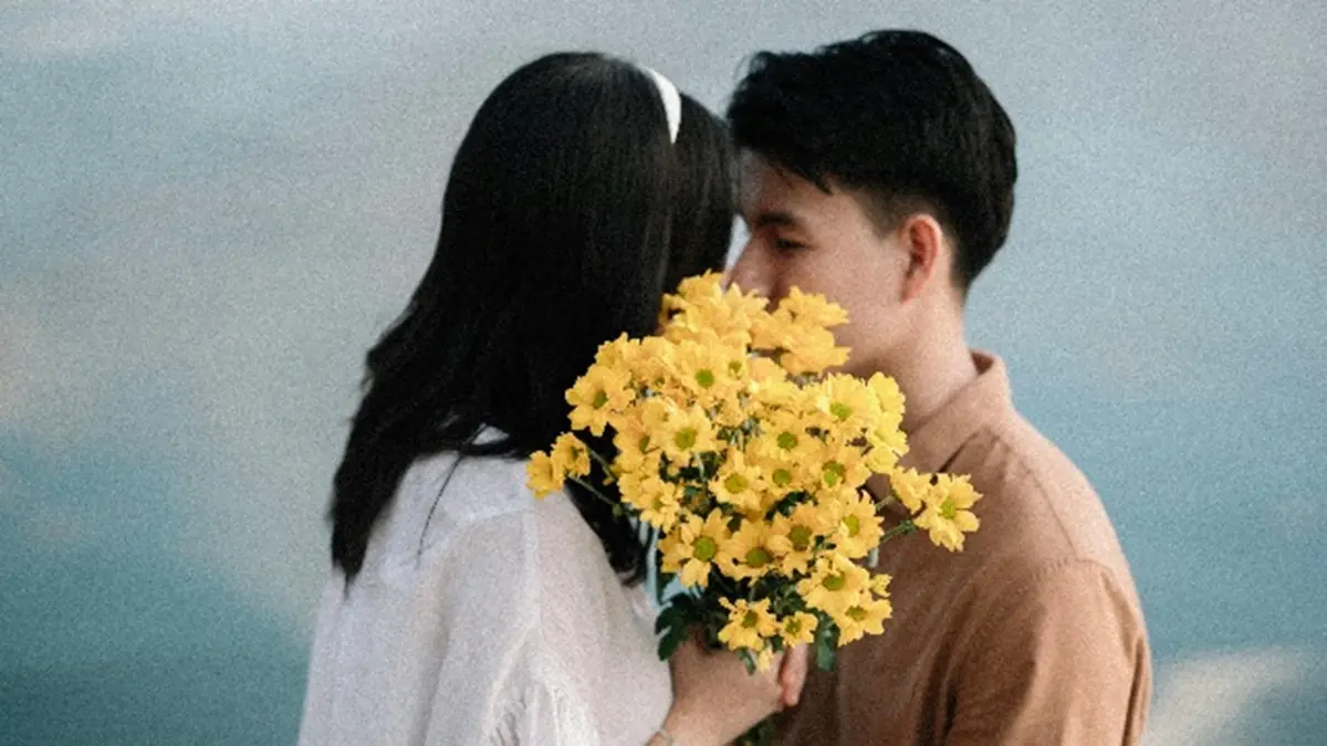 Ilustrasi Soft Gifting ke pasangan (Pexels.com/Nguyenquanbao)