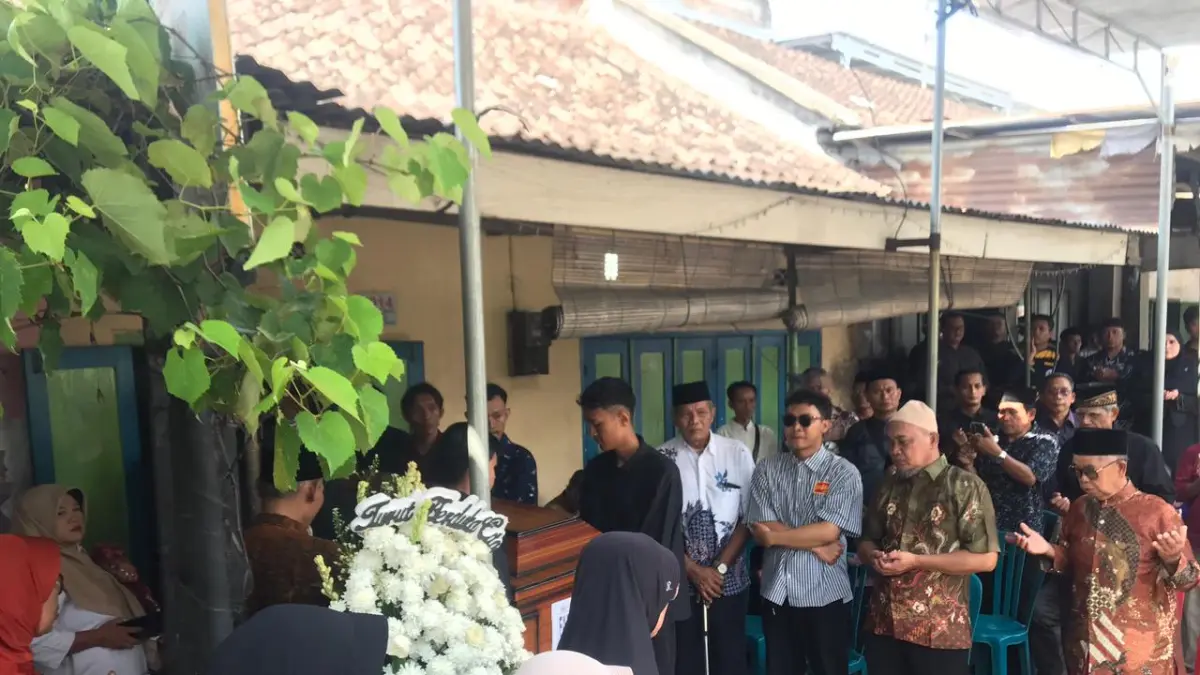 Farida Utami, perawat RSCM korban kecelakaan KRL di Bekasi Timur, dimakamkan di Boyolali. (ABDUL KOFID FIRNANDA PUTRA/SOLOBALAPAN.COM)