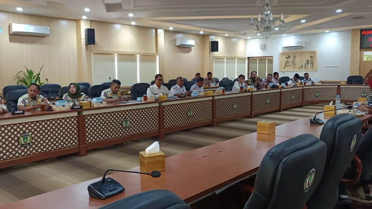 Gelar pendapat Komisi III DPRD Kota Solo bersama OPD dan pengelola parkir, Rabu (29/3). (ANTONIUS CHRISTIAN/SOLOBALAPAN.COM)