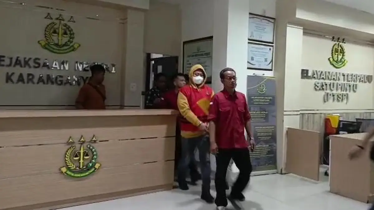 Usai ditahan karena kasus penyimpangan dan PKL Karanganyar, AM dilarikan ke Rumah Sakit, Kamis (30/4) (IST)