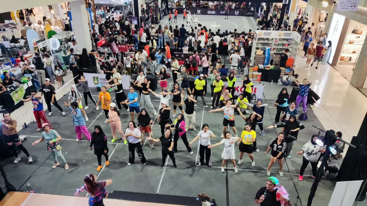 Hari Keempat Riuh Fest 3x3 Kian Meriah, Zumba dan Diskoplo Panaskan Suasana. (Jalu/RadarSolo)