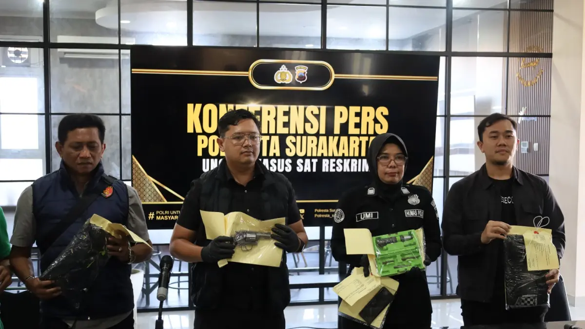Polresta Surakarta menggela konferensi Pers terkait kasus komplotan curanmor antar kota. (ANTONIUS CHRISTIAN/SOLOBALAPAN.COM)