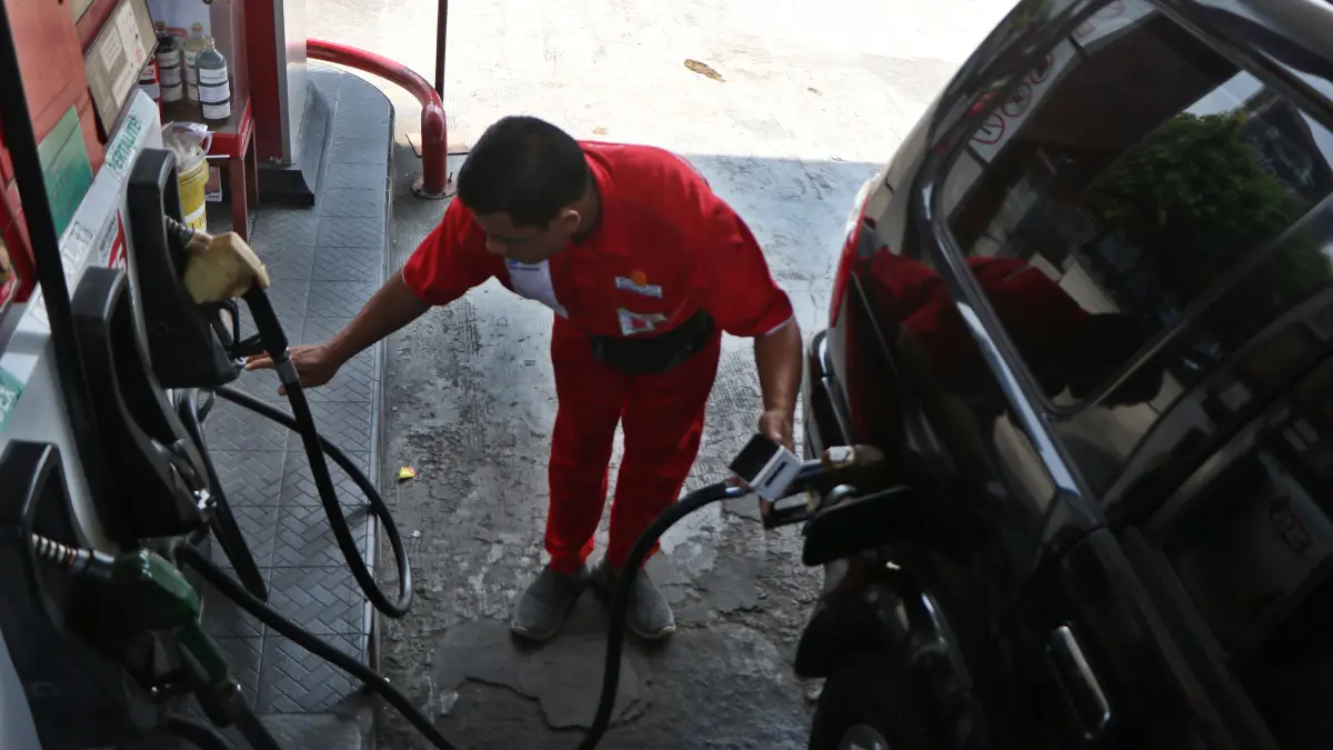 Ilustrasi kenaikan harga BBM Nonsubsidi atau BBM Diesel. (radar Solo/Arief Budiman)