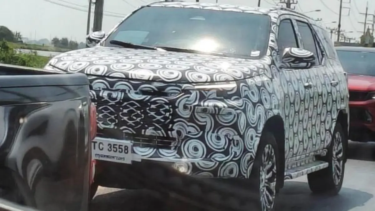 Spyshot Toyota Fortuner 2026. (car250.com)