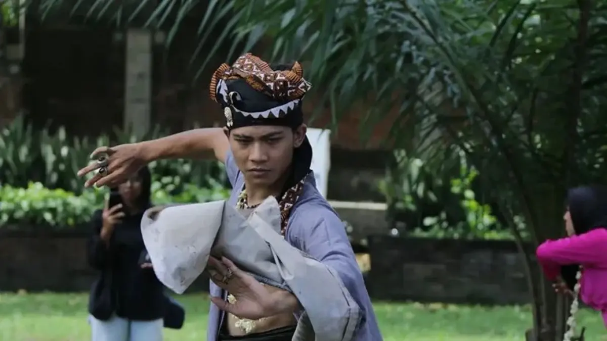 Adif Marhaendra, salah satu Penari 24 Jam. (Instagram @padodo)