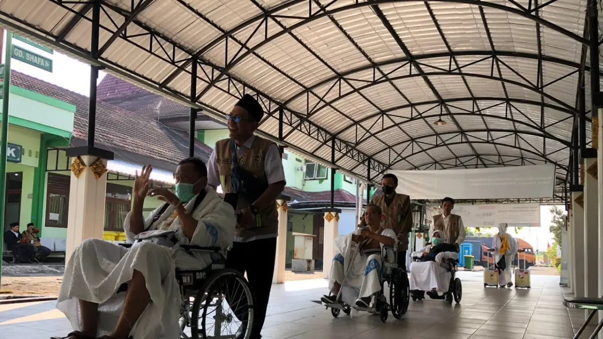 Sebanyak 57 calon jemaah haji Embarkasi Solo dipulangkan karena faktor kesehatan. (ABDUL KHIFID FIRNANDA PUTRA/SOLOBALAPAN.COM)