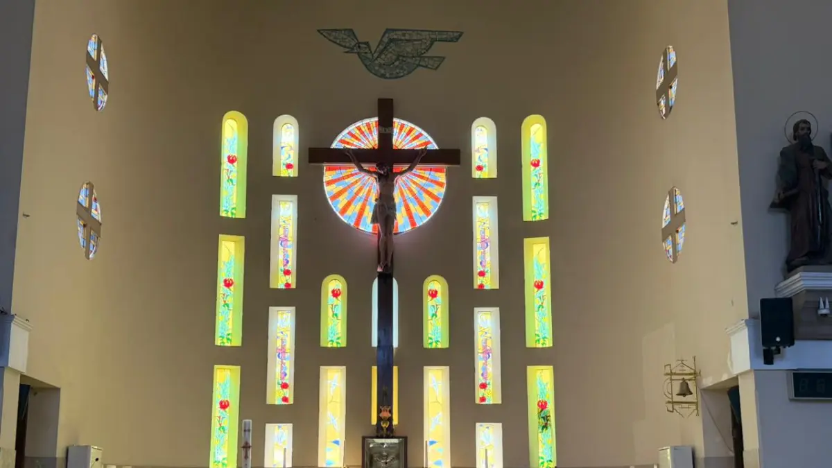Gereja Santo Petrus Purwosari Solo. (Lutfiana Sekar/solobalapan.com)