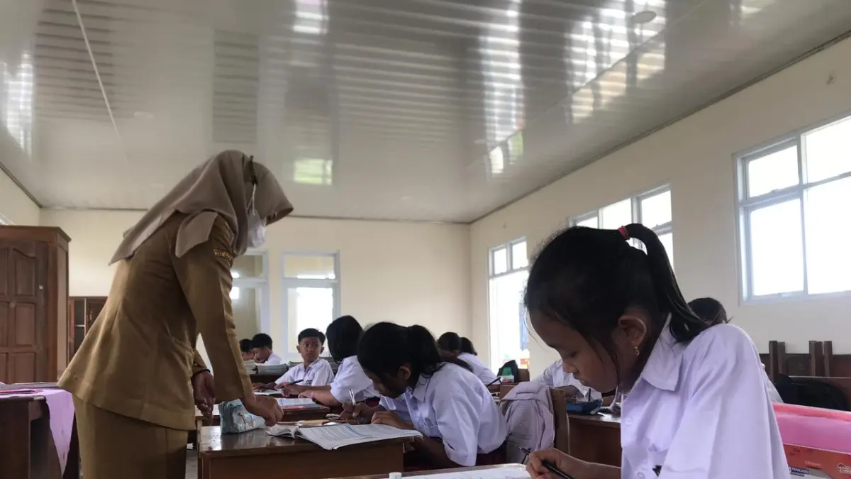 Kegiatan belajar mengajar di sekolah Boyolali. (ABDUL KHOFID FIRNANDA PUTRA/SOLOBALAPAN.COM)