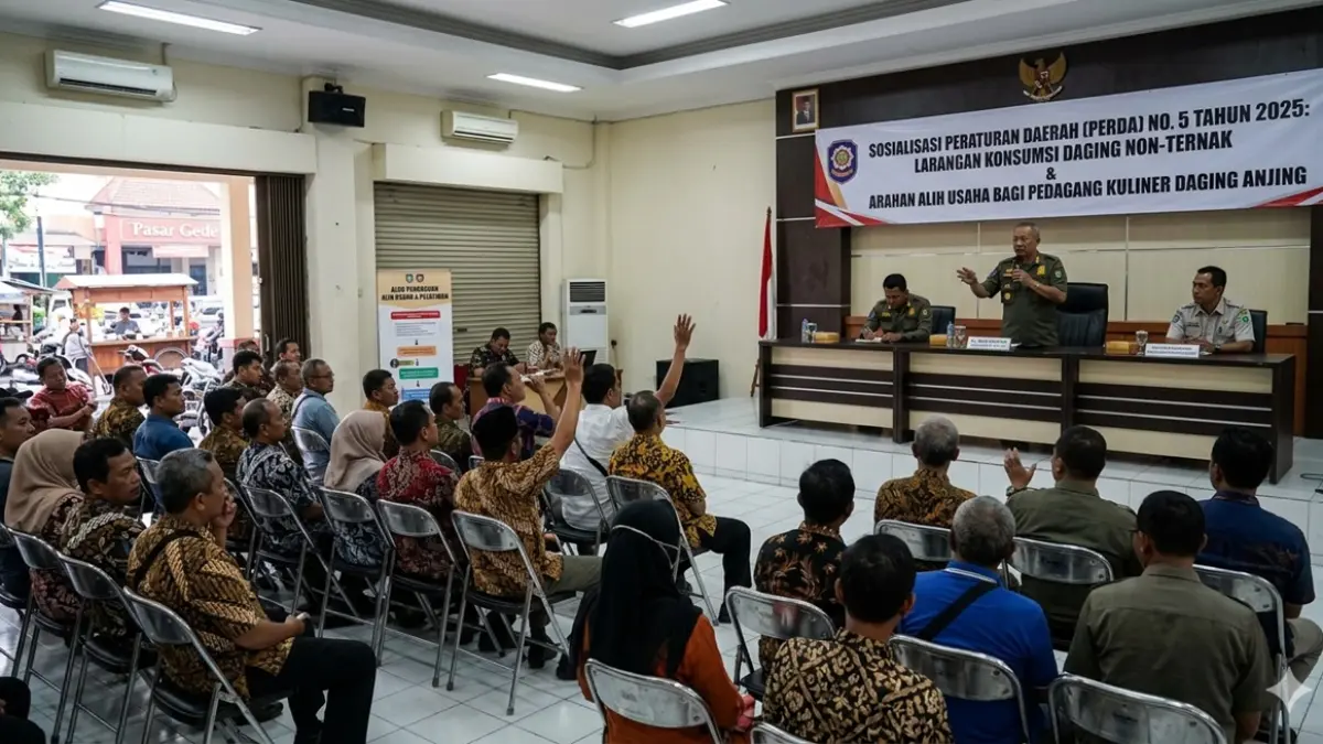 Satpol PP mengumpulkan para pedagang kuliner daging anjing di Solo untuk diarahkan melakukan alih usaha sesuai Perda Nomor 5 Tahun 2025. (ilustrasi AI)