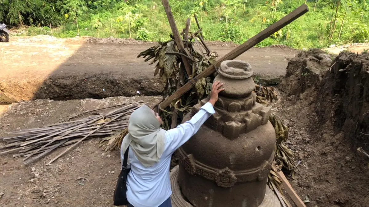 Temuan struktur raksasa diduga stupa Buddha di Desa Nepen, Teras, Boyolali. (Abdul Khofid Firnanda Putra/solobalapan.com)