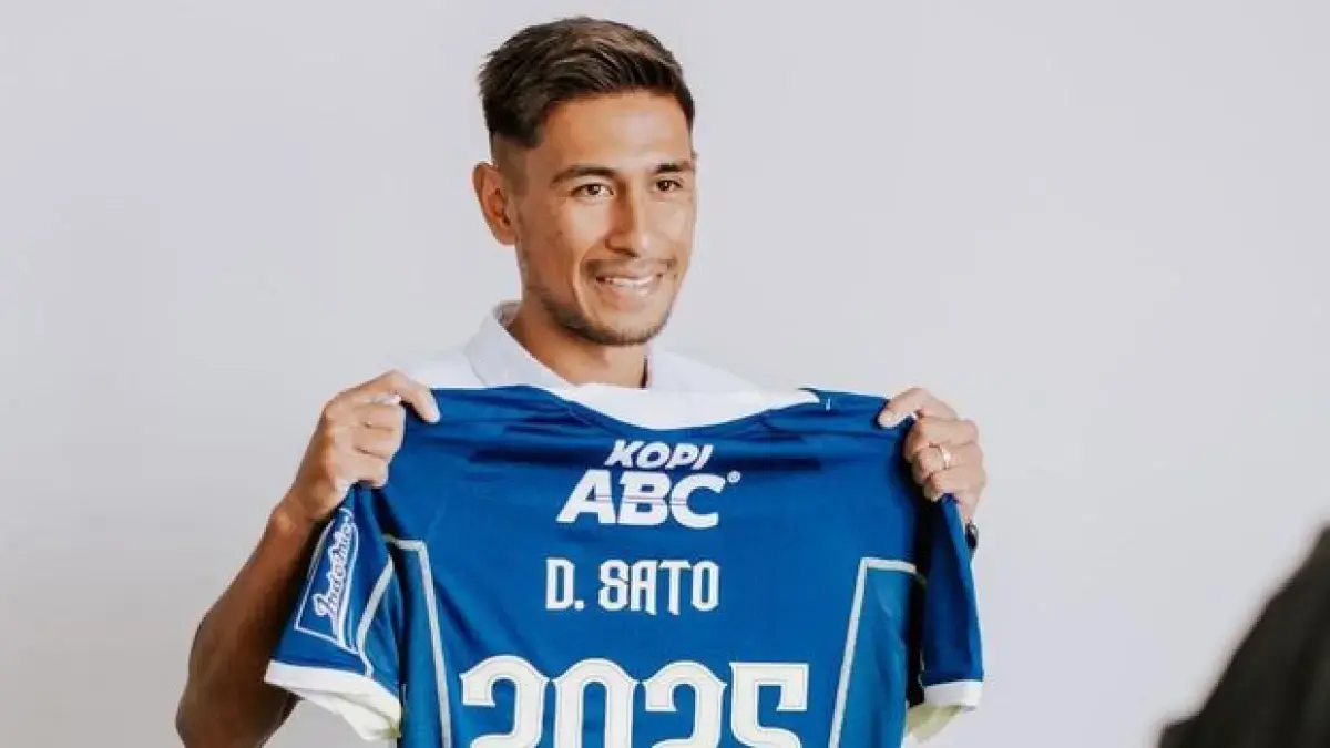Daisuke Sato.