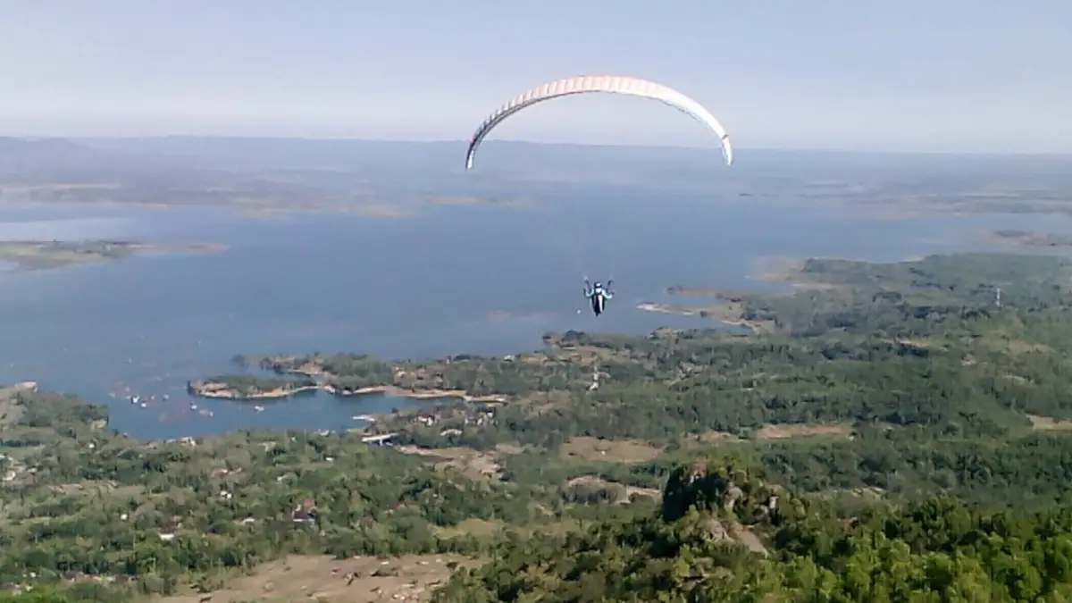 Puluhan pilot dan atlet paralayang dari Jawa, Bali, dan Lombok akan mengikuti SIV Course 2026 di Wonogiri. (IST)