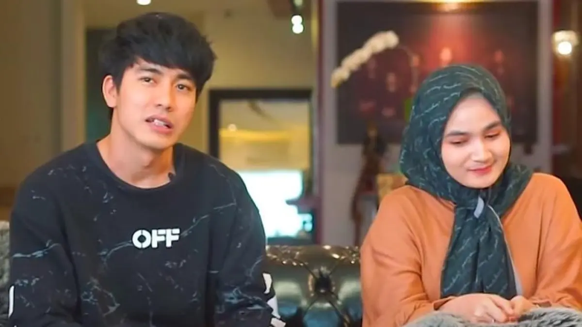 Uffri Datun Nitami dan Evan Marvino. (Tangkapan Layar YouTube Ussy Sulistiyawati)