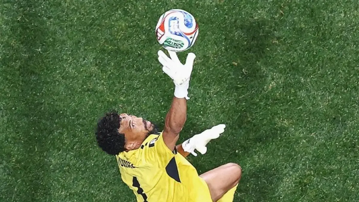Aksi Vozinha saat Tanjung Verde menahan imbang timnas Spanyol di piala dunia. (instagram @fifaworldcup)

