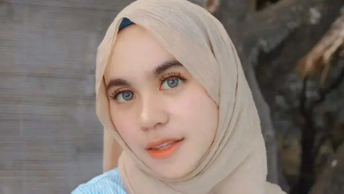 Selebgram Nabila ZIrus. (Instagram.com/nabilazirus)
