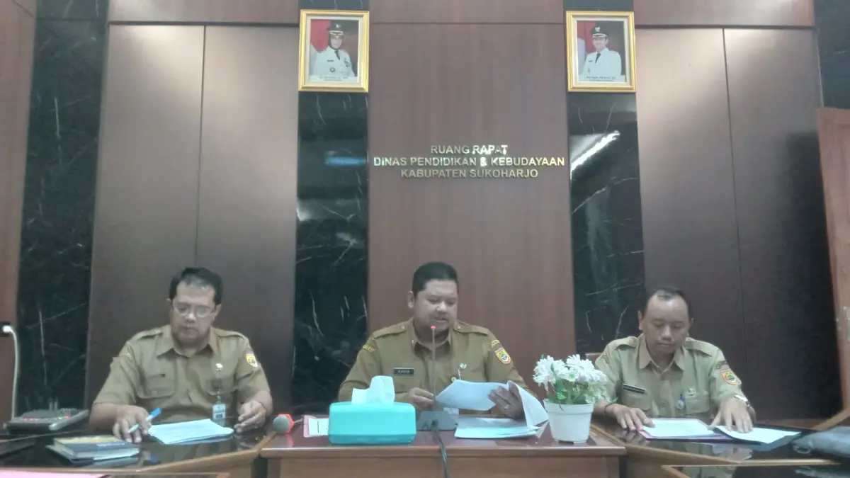 Dinas Pendidikan dan Kebudayaan (Disdikbud) Kabupaten Sukoharjo mengambil langkah tegas terhadap BSN, oknum guru PPK yang terlibat aksi tak senonoh. (Iwan Kawul/solobalapan.com)