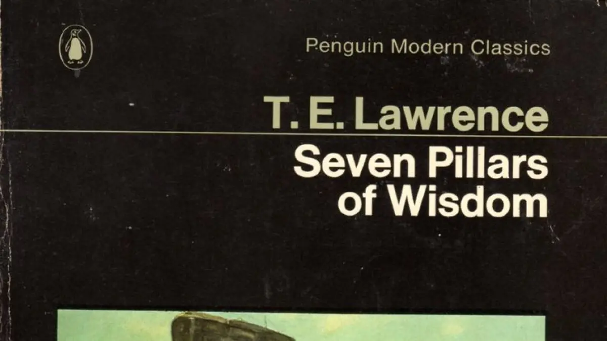 Cover buku Seven Pillars of Wisdom karya T. E. Lawrence. Source: Pinterest 