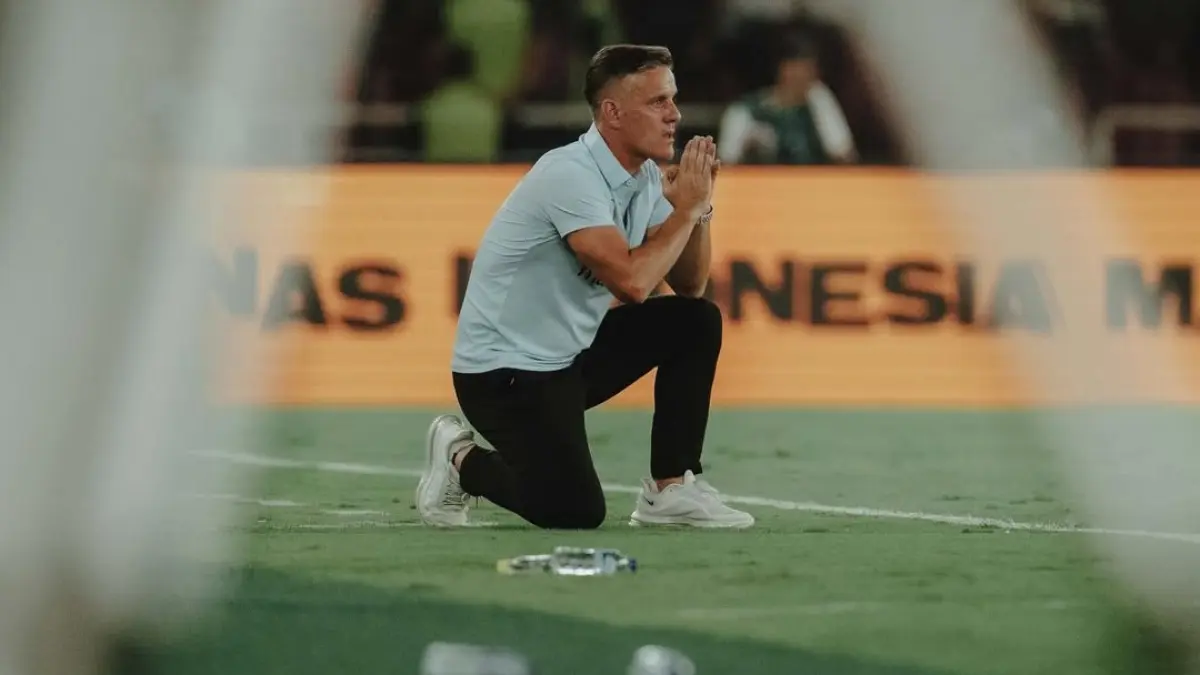 HILANG KESEMPATAN : John Herdman sebelumnya diproyeksikan menukangi Timnas U-23 di ajang Asian Games 2026. (Dok. Jawa Pos)