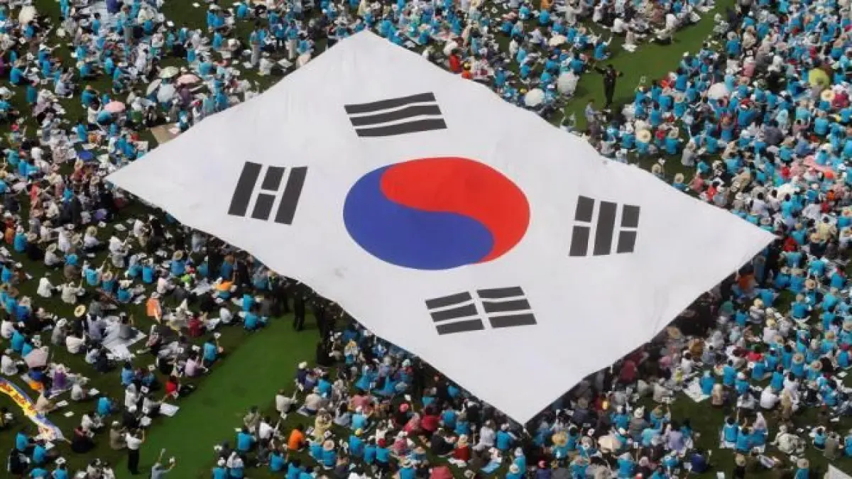 Aksi protes di kawasan Jamsil, Seoul, mulai berdampak pada industri konser Korea Selatan, memicu pembatalan pertunjukan dan ketidakpastian jadwal berbagai acara besar. (Gambar hanya ilustrasi, Pinterest)