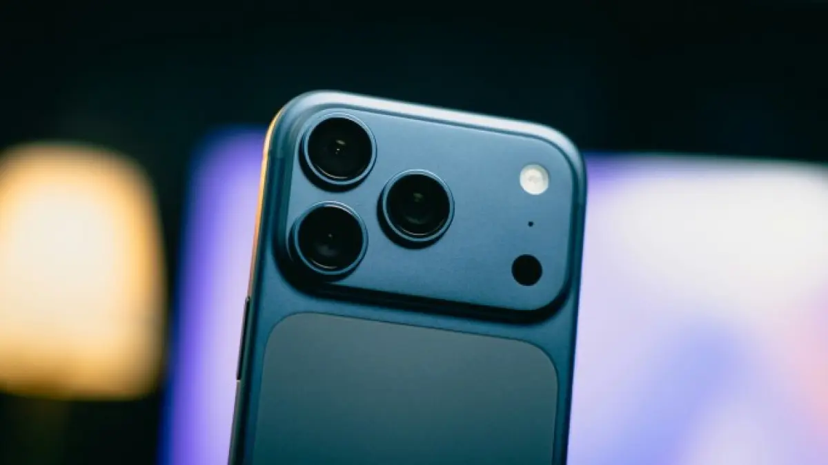 iPhone 17 Ultra. - Ponsel Apple iPhone 18 Pro series kabarnya bakal segera rilis. (9to5Mac)
