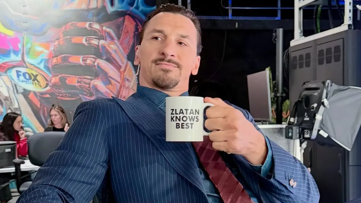 Legenda Swedia Zlatan Ibrahimovic bikin heboh studio FOX Sports saat jadi pandit Piala Dunia 2026. (Dok. zlatan)