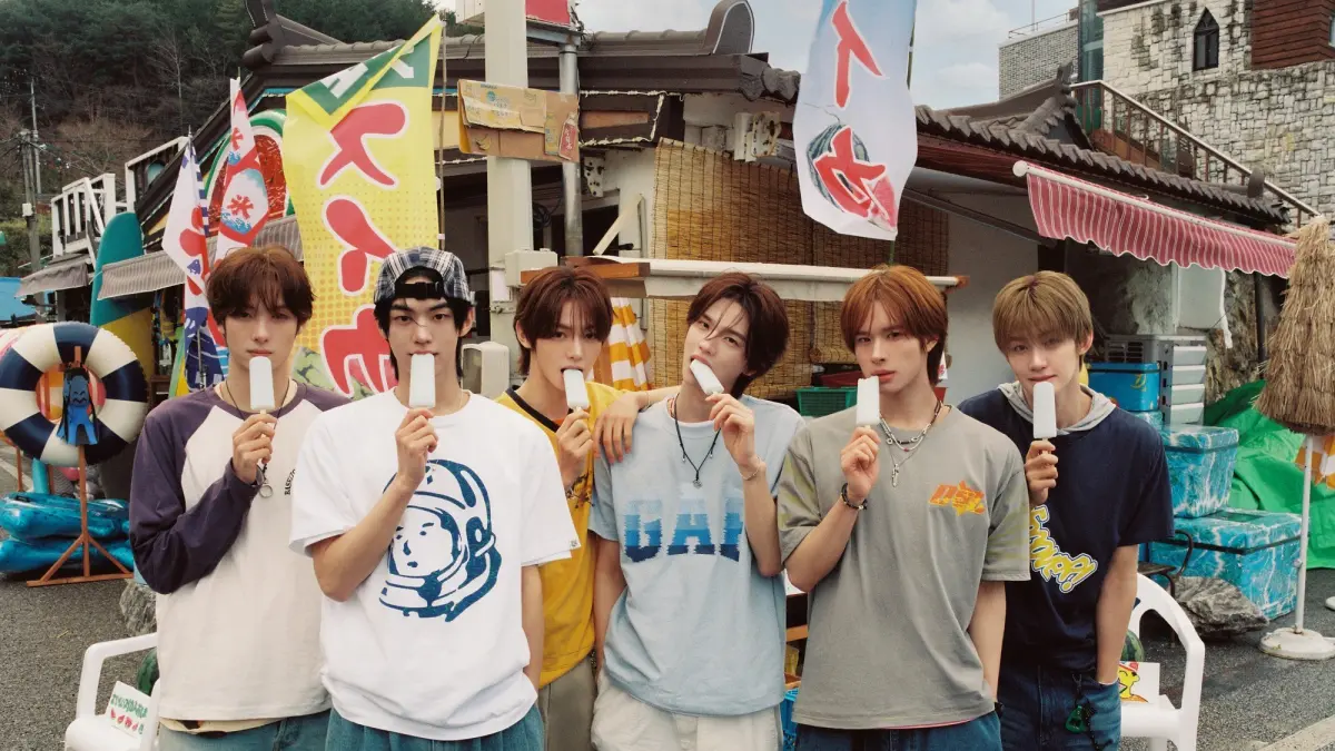 TWS merilis tracklist single Jepang kedua SODA SODA. Album ini memuat tiga lagu, termasuk title track yang ditulis bersama Kyungmin, Youngjae, dan Jihoon. (Dispatch)