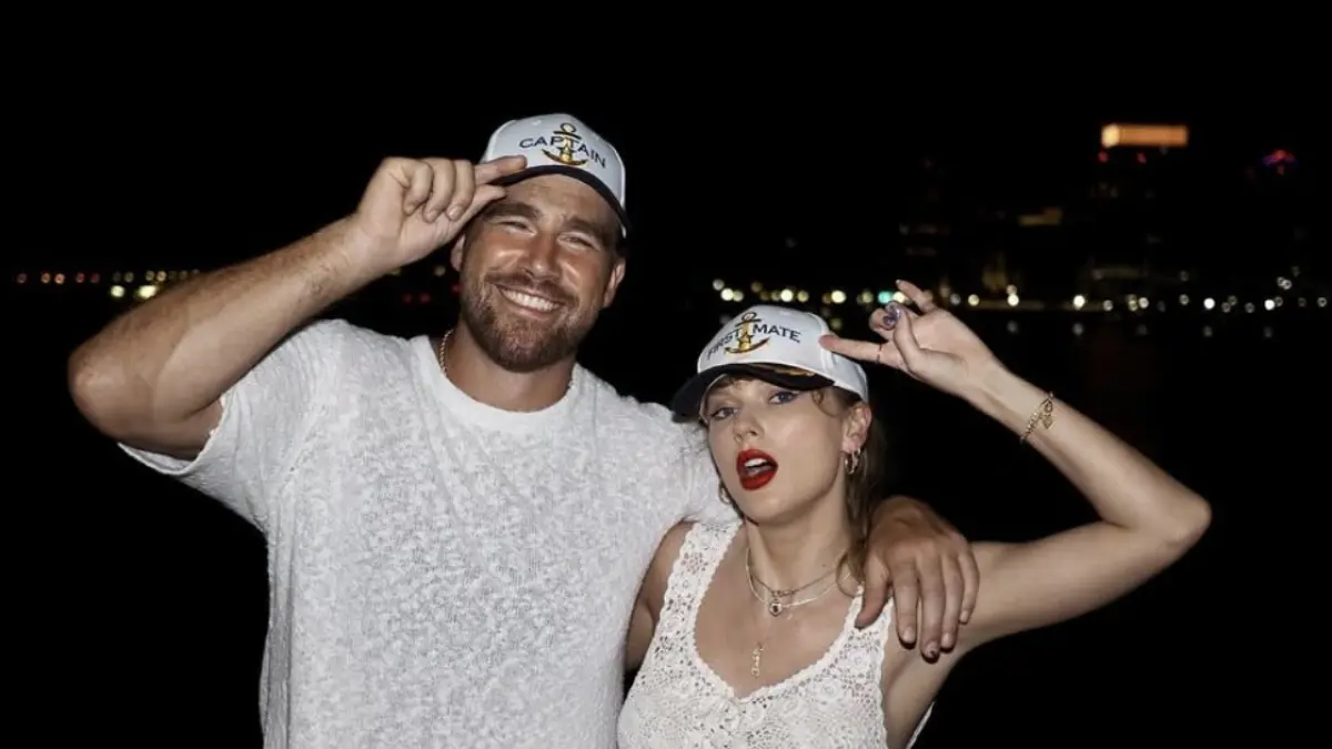 Jelang kabar pernikahannya dengan Travis Kelce, Taylor Swift kembali menunjukkan sisi filantropisnya dengan mendonasikan Rp402 miliar untuk 20 lembaga amal di AS. (Dispatch)