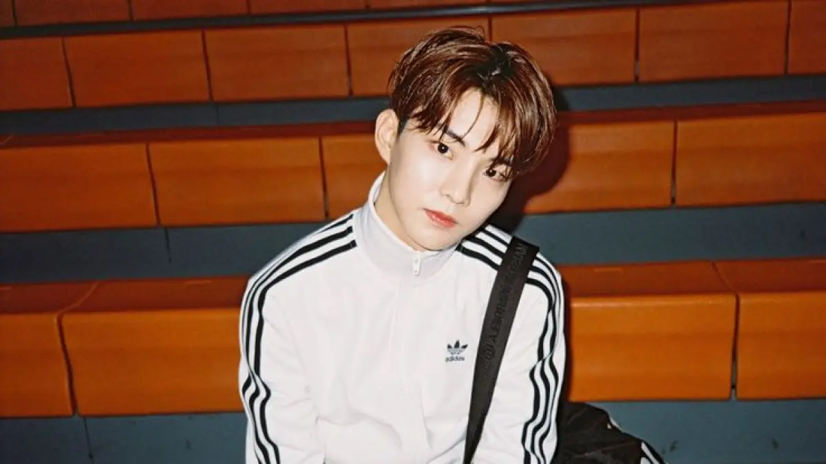 Setelah hampir 9 tahun bersama THE BOYZ, Q akhirnya merilis lagu solo perdananya, Anytime. Debut solo ini sekaligus membuka langkah barunya di dunia akting. (Pinterest)