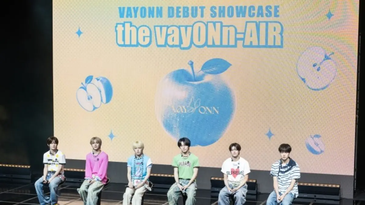 Perjuangan mereka belum berakhir di Boys II Planet. Kini BAYON resmi debut dan membawa kisah masa muda, harapan, serta semangat untuk terus bangkit lewat album Youth Today. (Dispatch)