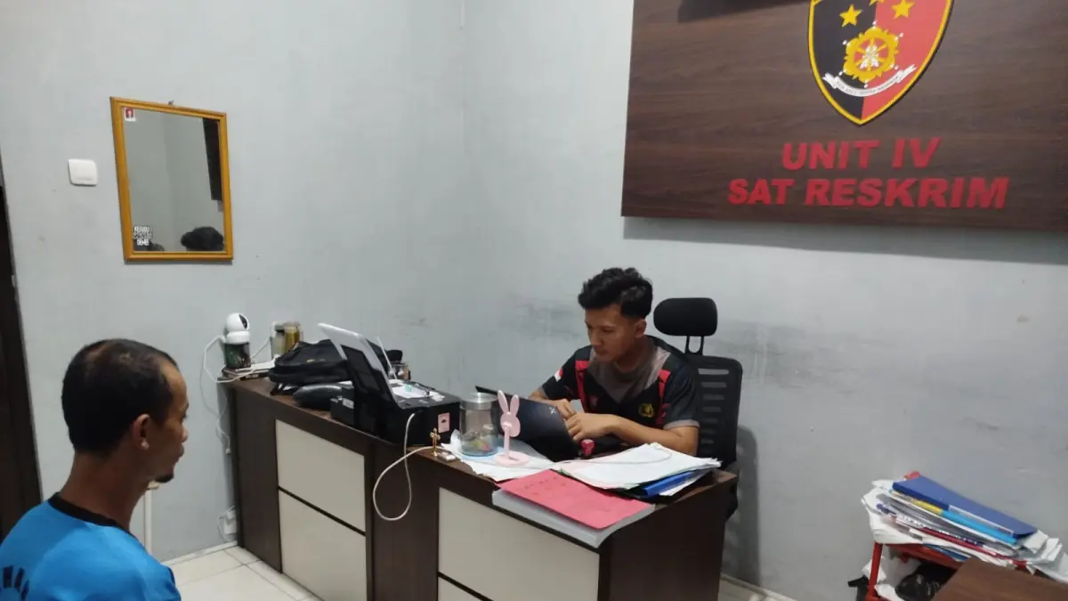 Polres Wonogiri menangkap seorang ayah tiri berinisial R (35) atas dugaan pencabulan berulang terhadap anak di bawah umur. (Iwan Adi Luhung/solobalapan.com)