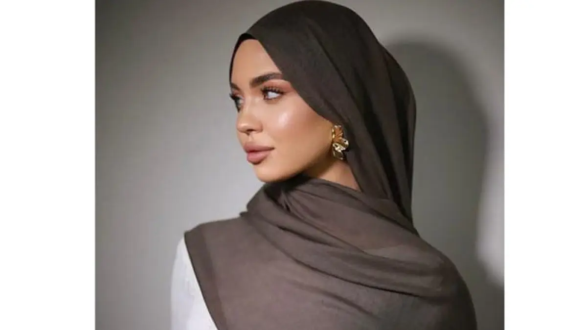 Ilustrasi kerudung gaya pashmina. (Ist)
