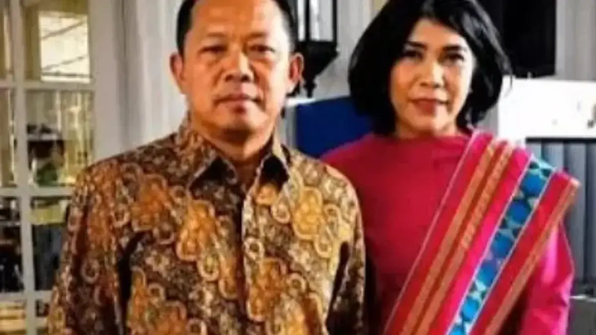 Eks Jampidsus Febrie Adriansyah dan Rugun Saragih.