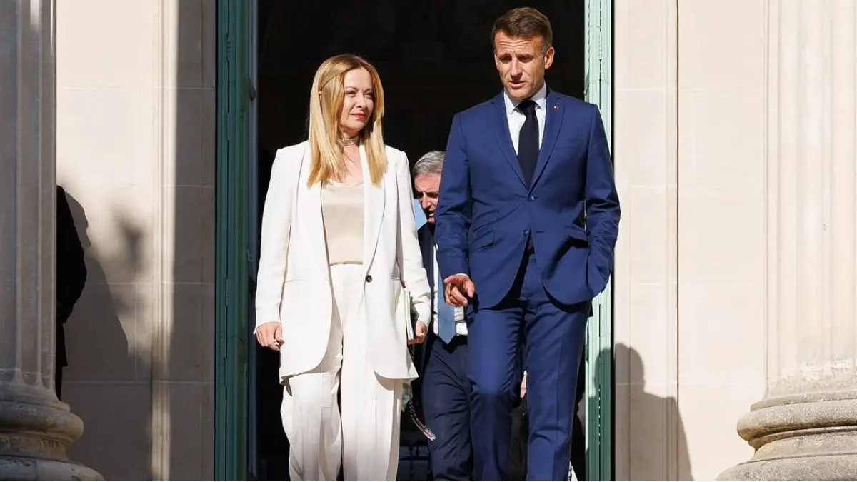 Presiden Prancis Emmanuel Macron berjanji akan hadir di stadion jika Prancis maju ke Final Piala Dunia 2026. (Dok. Emmanuel Macron)