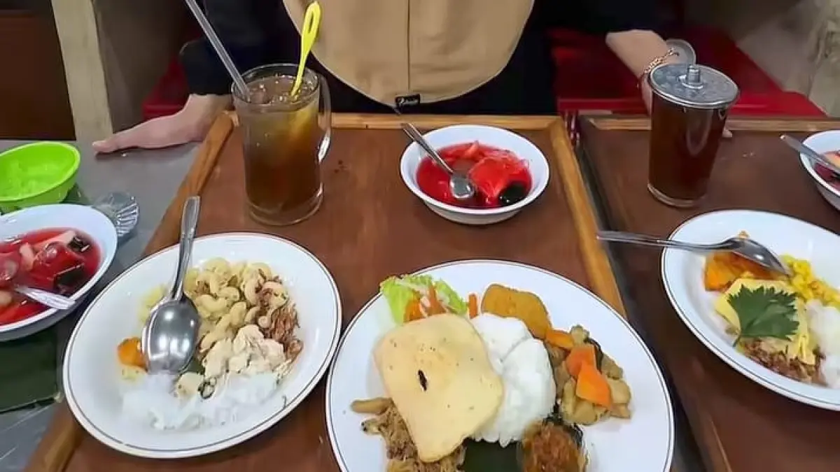  Ilustrasi menu manten khas Solo. Instagram(mantan.chefs) 