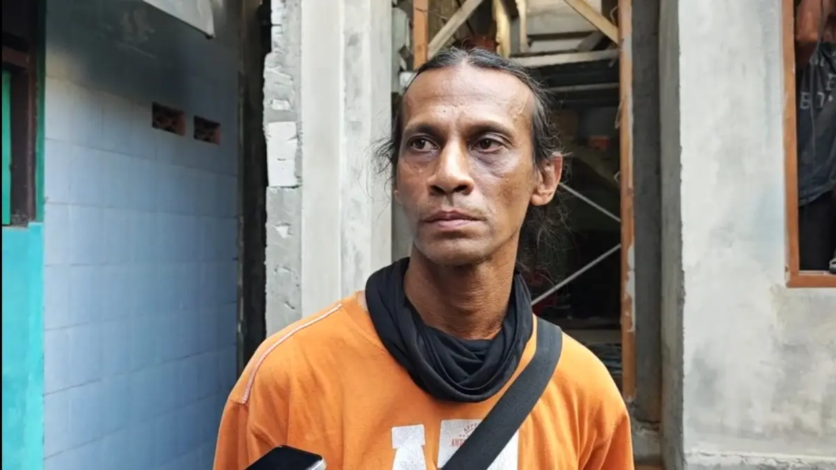 Mohamad Soehib saudara kembar korban. (Silvester Kurniawan/solobalapan.com)