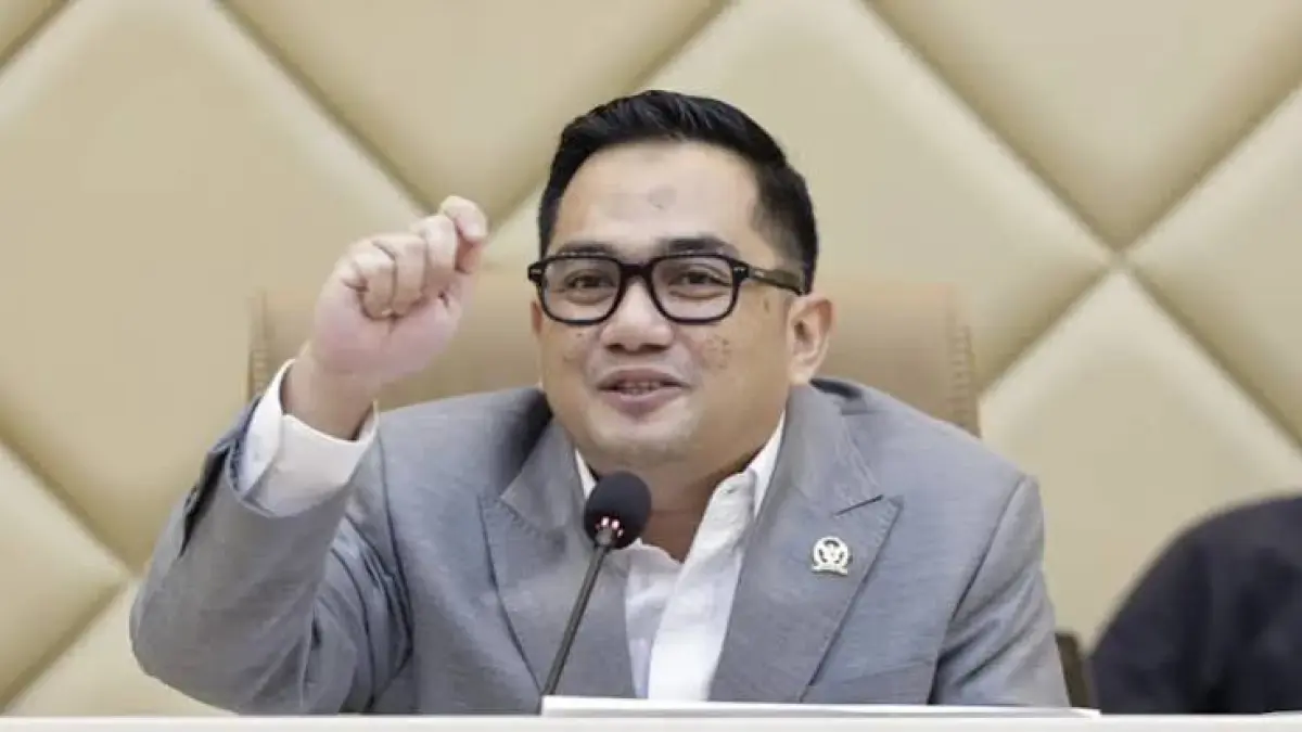 Muhammad Rifqinizamy Karsayuda.