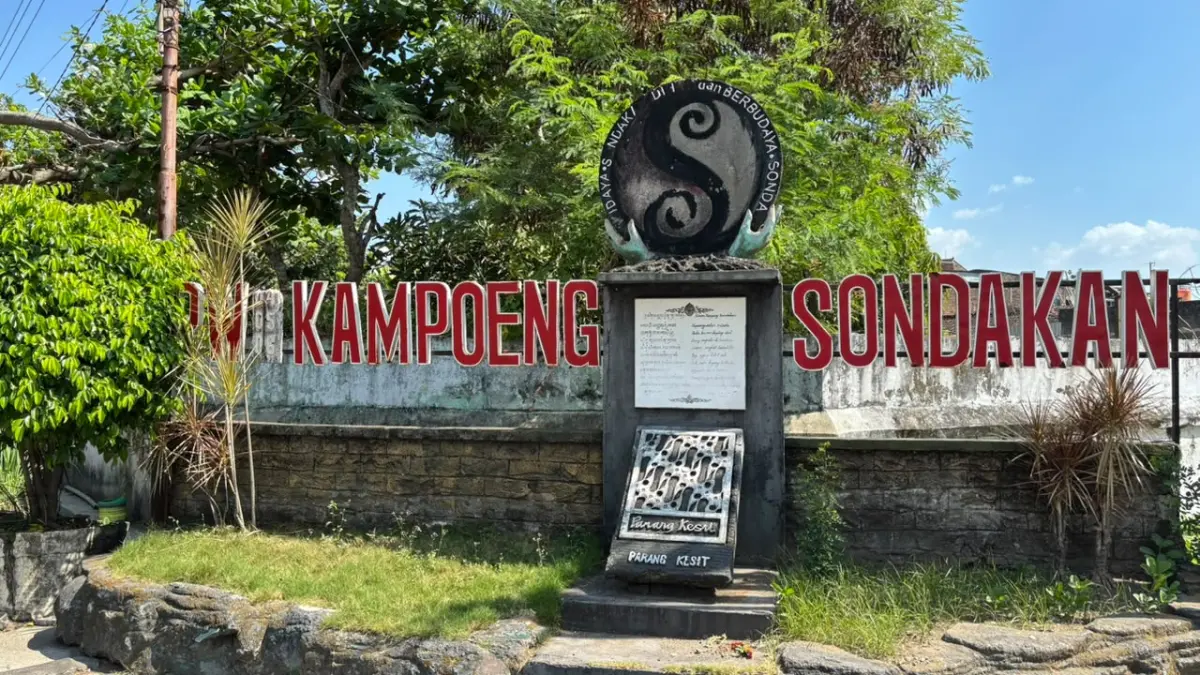 Penanda Kampung Sondakan, Sondokan, Laweyan. (Siti Putri/Radar Solo)