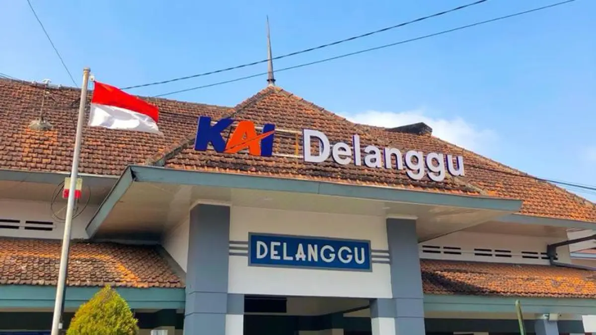 Stasiun Delanggu menjadi saksi perjalanan kereta api sejak masa kolonial hingga kini.(Pinterest)