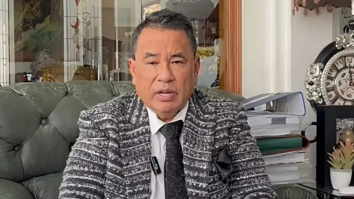 Hotman Paris Klarifikasi.