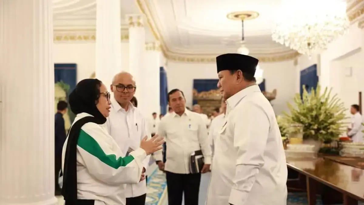 Nanik S Deyang berpamitan dengan Presiden Prabowo Subianto untuk mundur dari jabatan Kepala BGN, Rabu (22/7). (Istimewa)