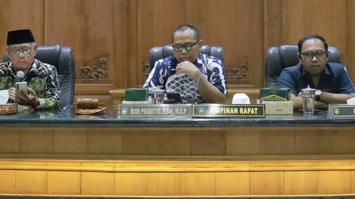 DPRD Solo sebut pengelolaan sampah TPA Putri Cempo sangat darurat usai DLH dapat rapor merah. (Antonius Christian/solobalapan.com)