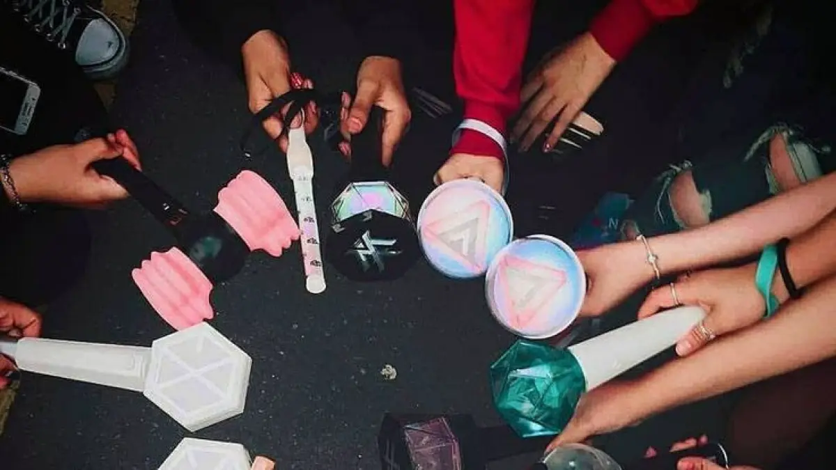 Perubahan kebiasaan masyarakat dalam menikmati musik turut memengaruhi strategi industri K-Pop dalam menciptakan lagu yang lebih singkat dan mudah dinikmati. (Pinterest)