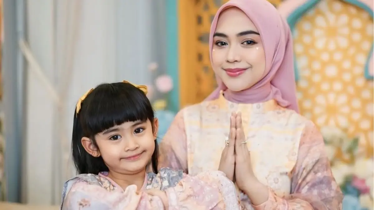 Ria Ricis dan Moana,