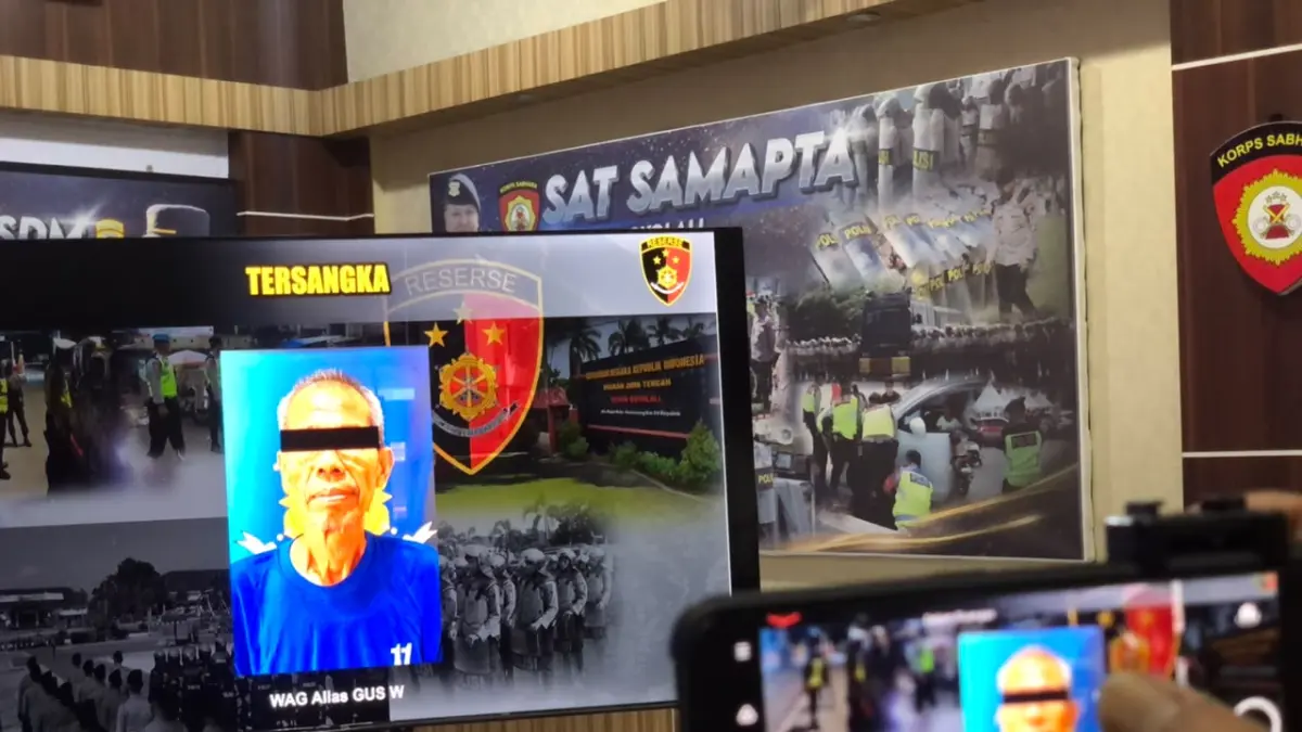 Pria di Boyolali berinisial WAG alias Gus W ditangkap karena diduga menipu ibu rumah tangga Rp105,3 juta. (Abdul Khofid Firnanda Putra/solobalapan.com)