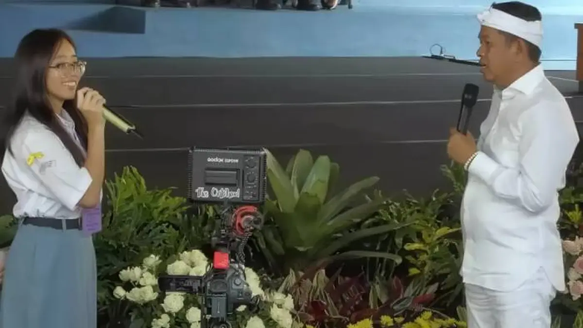 Sosok Dinara Alivi Kinesya Maba Unpad.