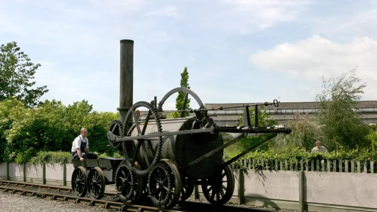 Stephenson’s Rocket merupakan lokomotif uap yang dirancang George dan Robert Stephenson dan memenangkan Rainhill Trials pada 1829. (National Railway Museum)