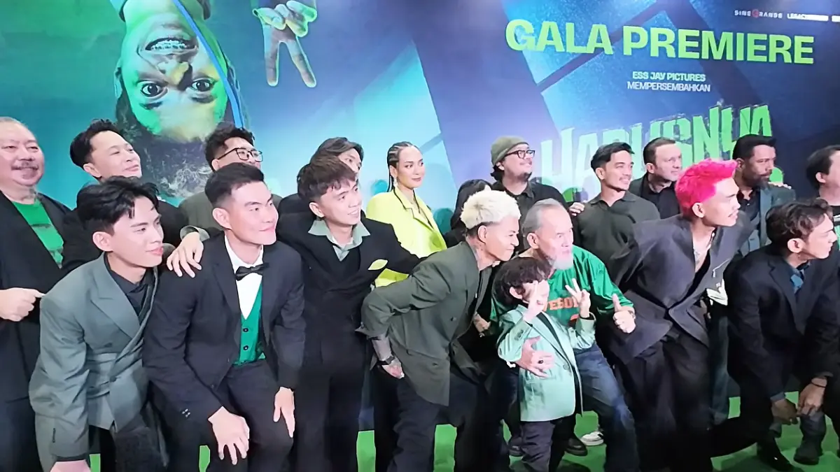 Aktivitas Gala Premier dengan Green Carpet pada Promosi Film "Harusnya Horror" (Foto: Youtube Syanne Video Channel)