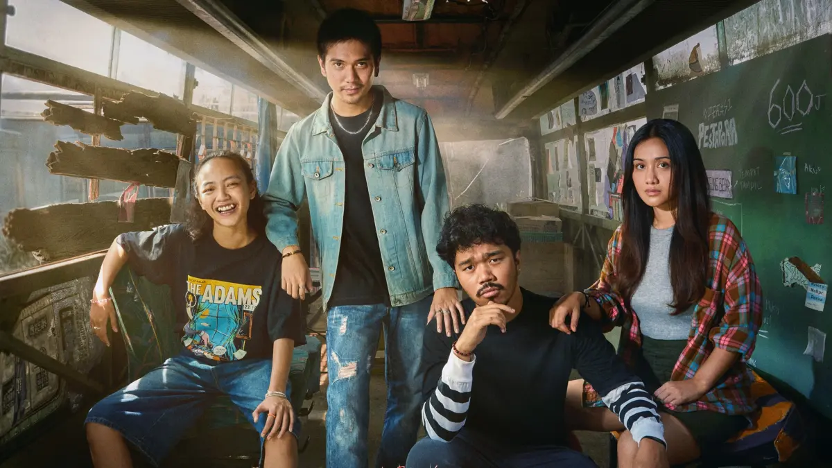 Iqbaal Ramadhan, Kristo Immanuel, Zulfa Maharani, dan Kawai Labiba dalam Operasi Pesta Copet. (Instagram/@imajinari.id)
