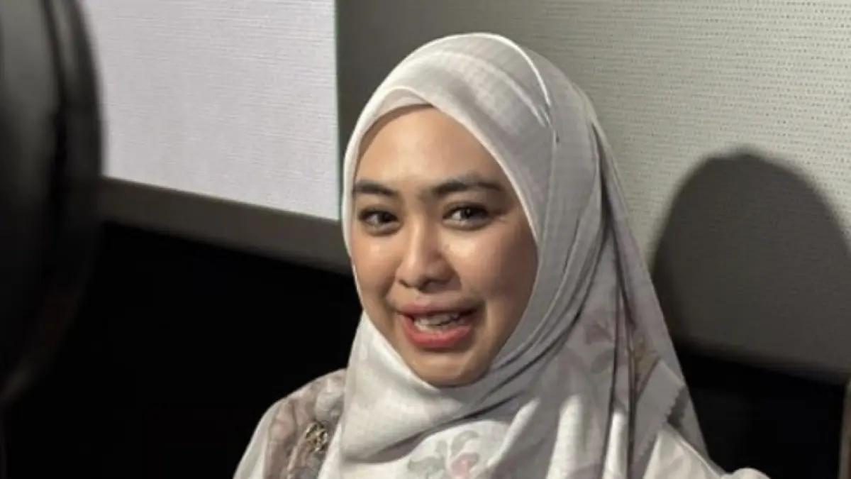 Oki Setiana Dewi