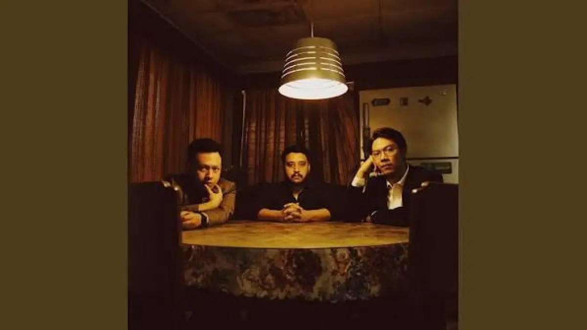 Perunggu membawakan “Ini Abadi”, lagu yang dekat dengan cerita kehidupan sehari-hari.(YouTube)